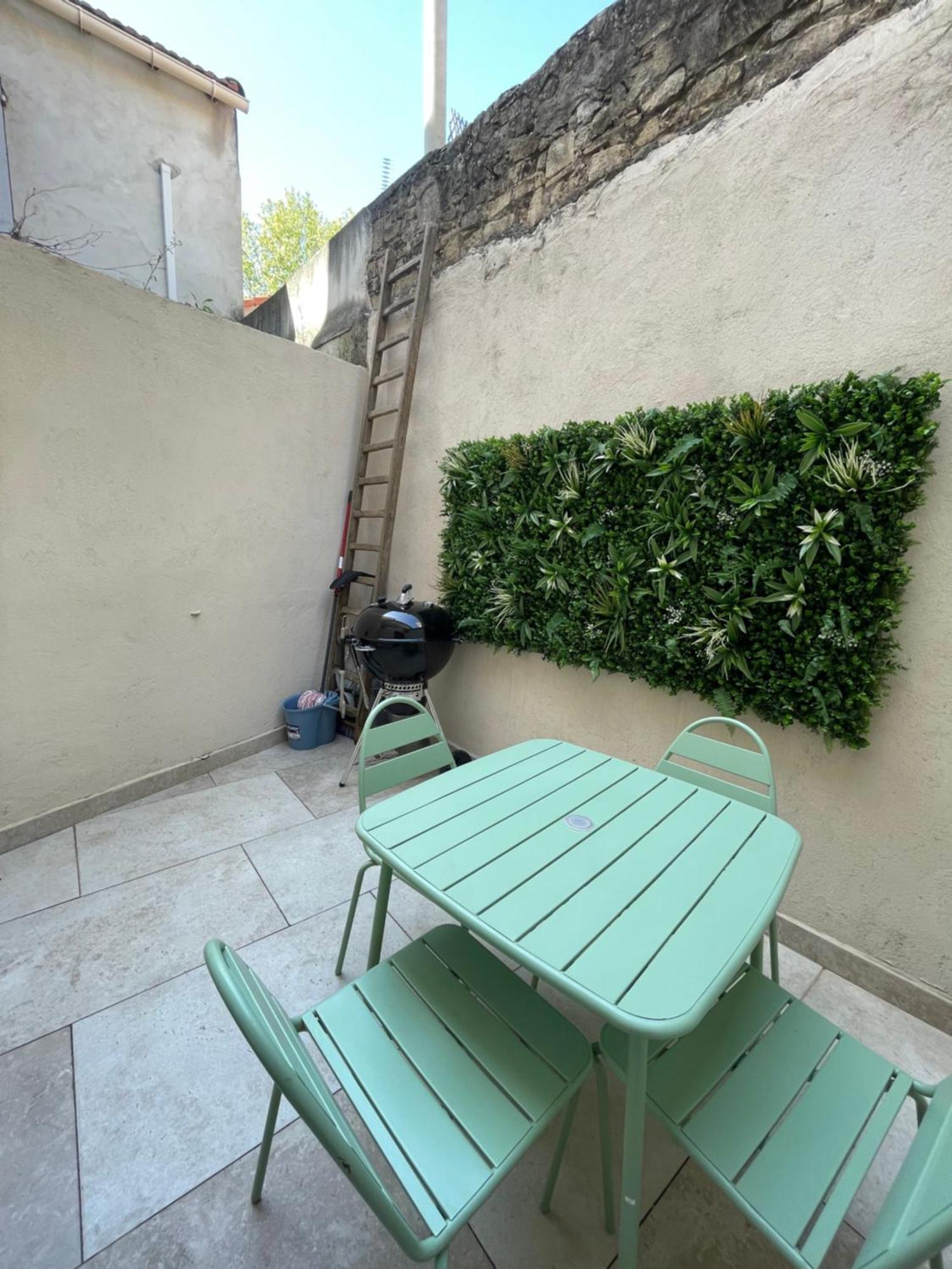 Charmante Maison De Ville Avec Cour Exterieure Arlés Exterior foto